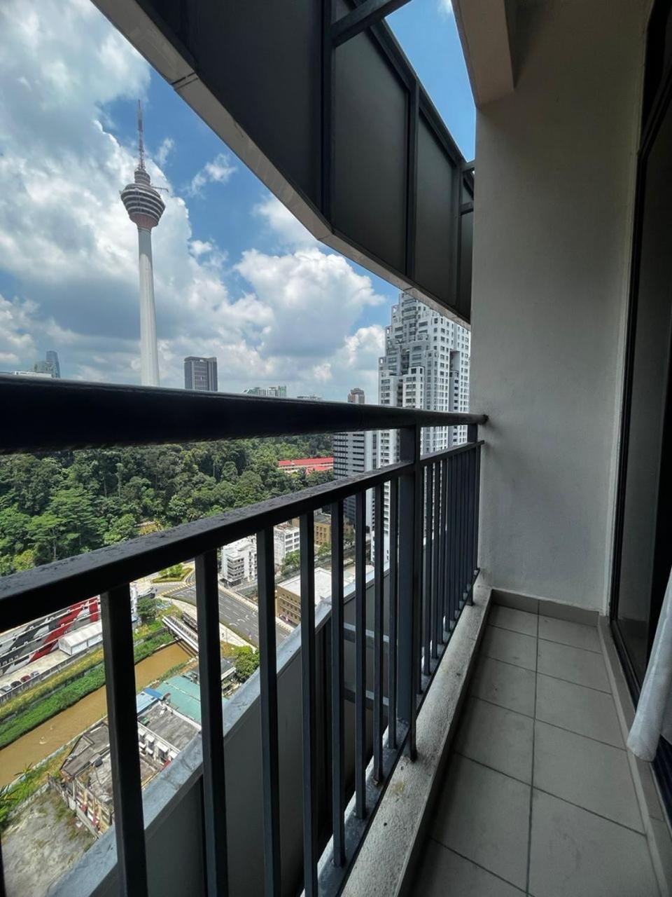 Menara M101 Dang Wangi Kuala Lumpur Apartment Bagian luar foto
